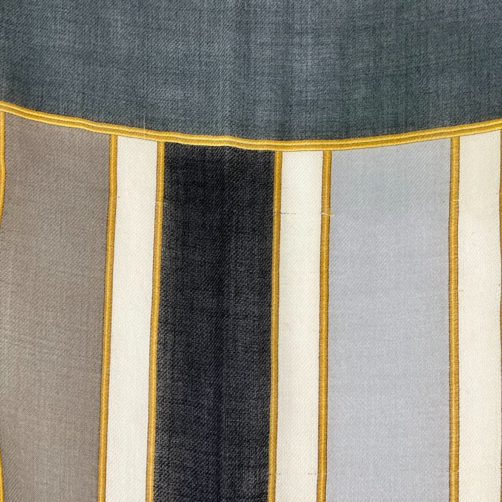 Sold on our website CHANEL Black Gray Cashmere Rectangular CC Logo Fringe Scarf - Picture 6 of 13